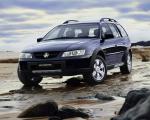 Holden Adventra 2003 года